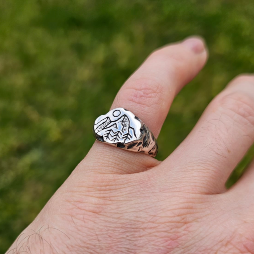 Mountain Landscape Signet Ring