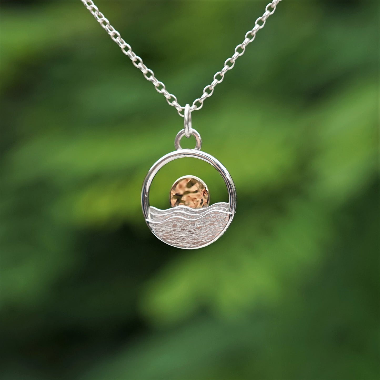 Golden Sunset, Pendant