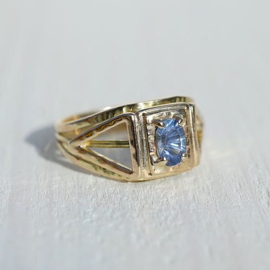 9ct Gold and Blue Sapphire Signet Ring, size N