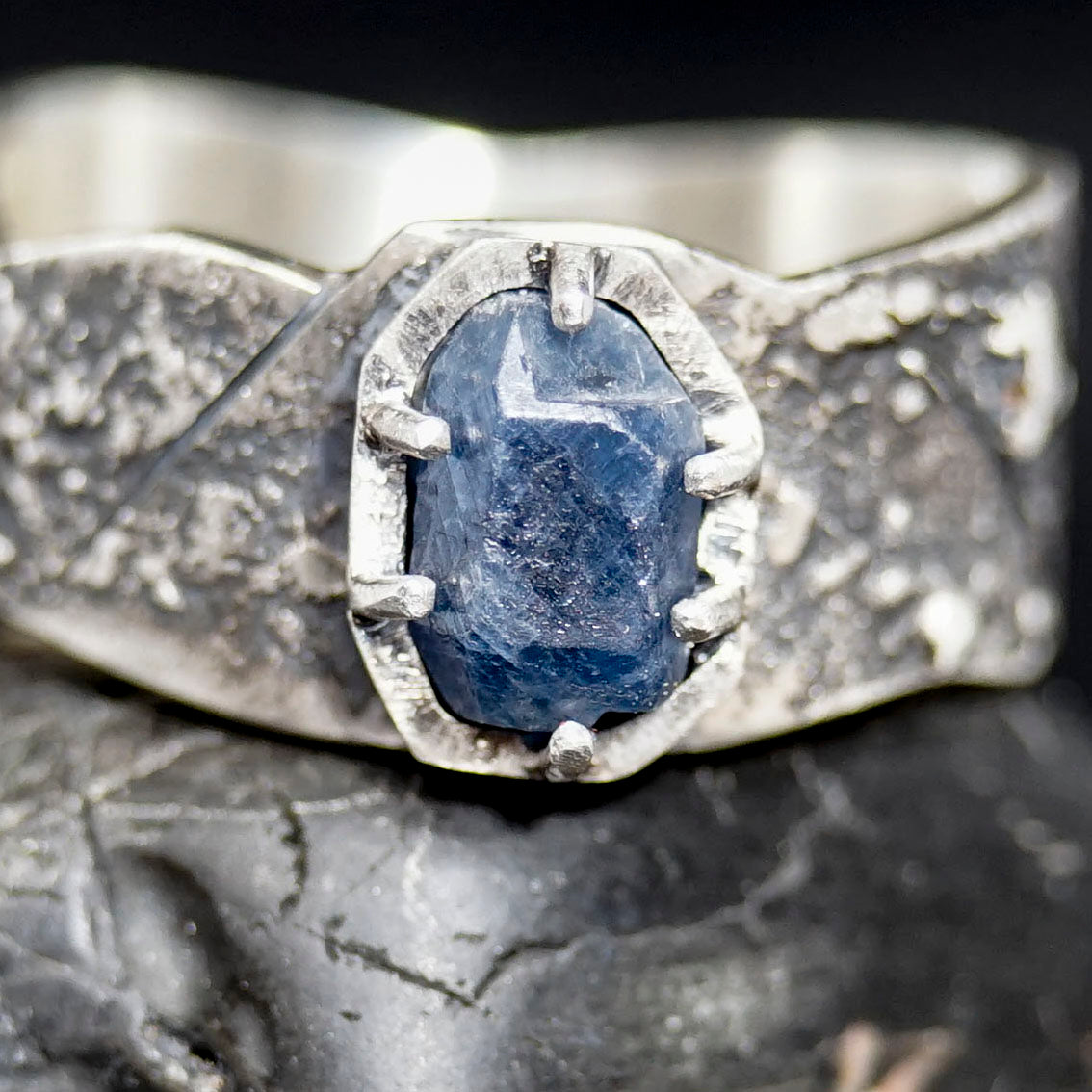 Raw Sapphire, 925 Sterling Silver, Earth Band Ring