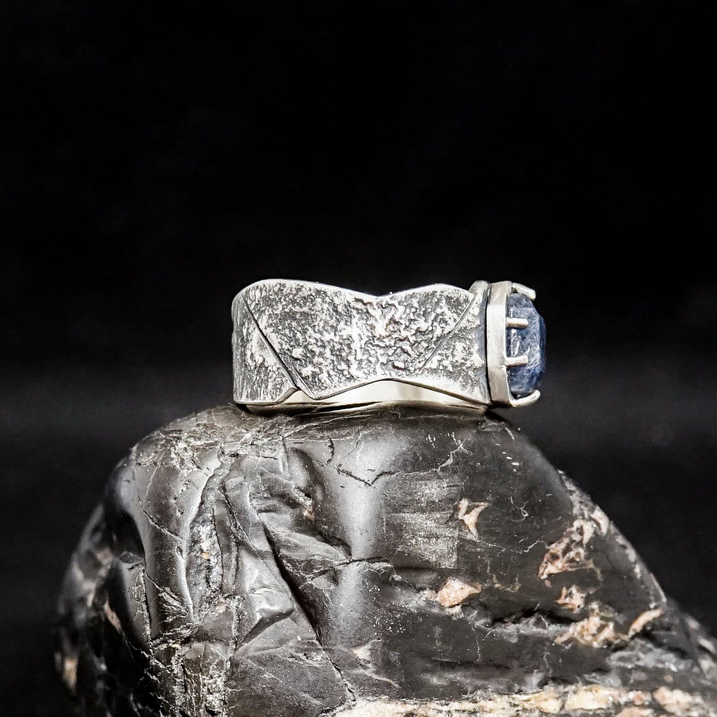 Raw Sapphire, 925 Sterling Silver, Earth Band Ring