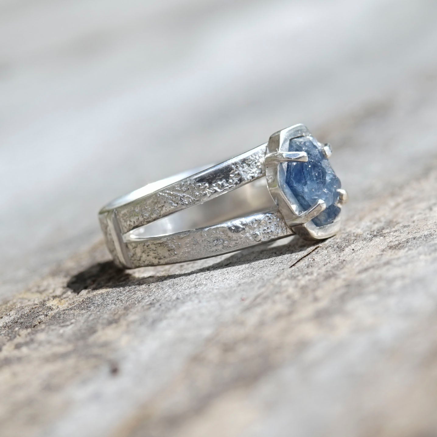 Raw Sapphire, 925 Sterling Silver, Split Band Ring