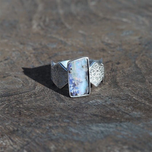 Australian Boulder Opal, Band Ring
